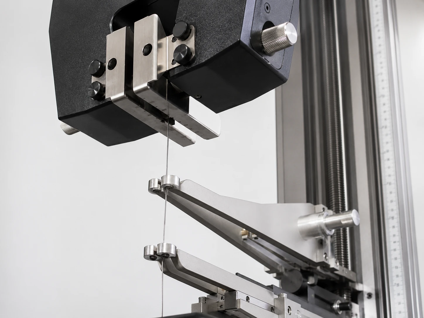 Carbon sandwich frame plate under composite integrity inspection